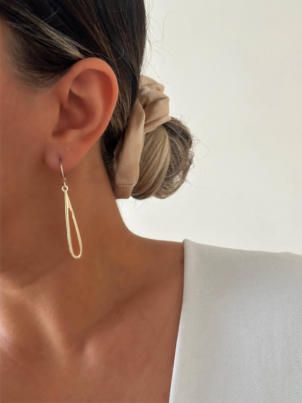 گوشواره زنانه آویز برنجی برند jewelry