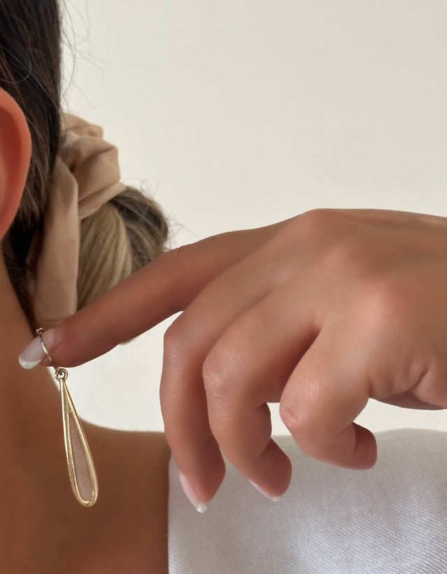گوشواره زنانه آویز برنجی برند jewelry